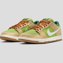 Nike SB Dunk Low Pro WC - Escargot Sesame
