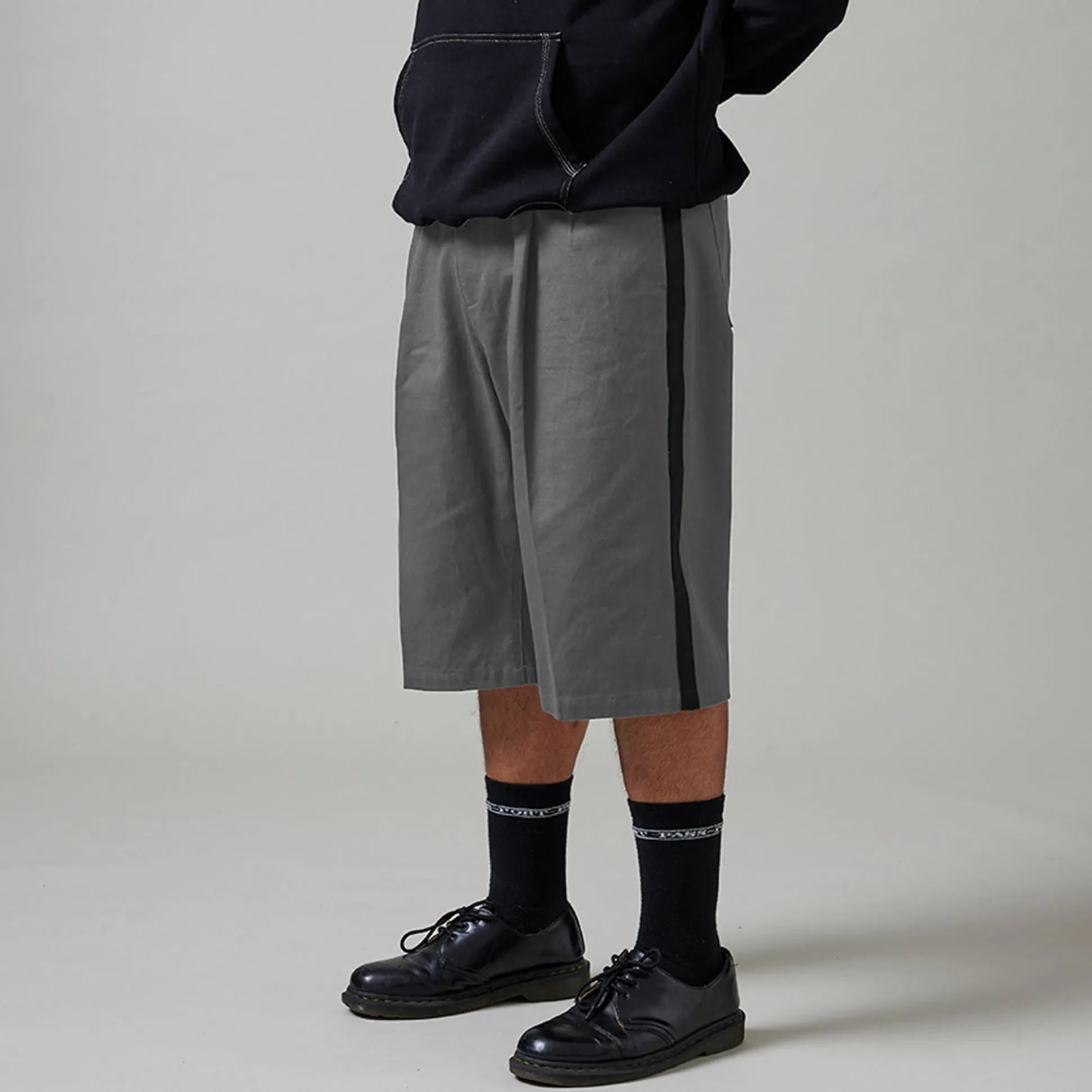 Pass~Port Leagues Club Striped Short - Grey / Black